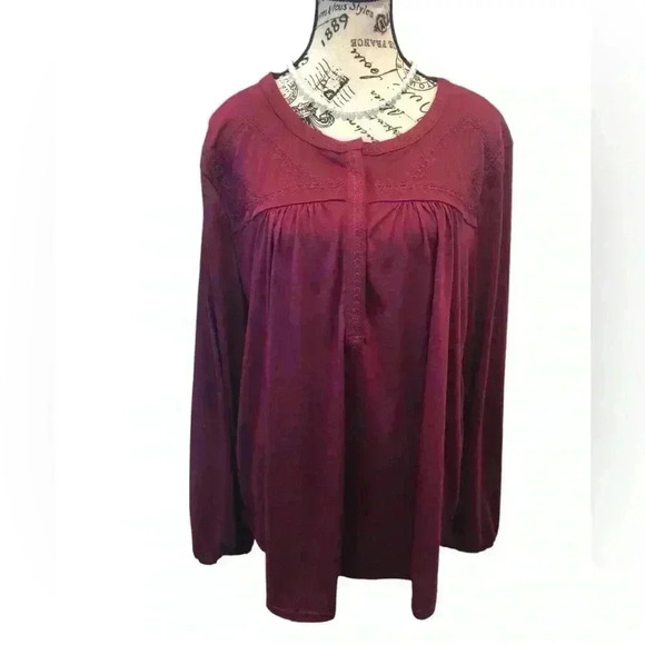 Liv Los Angeles size 3X Burgundy Pun Tucked Blouse L/S cross stitched front NWT - Picture 1 of 7